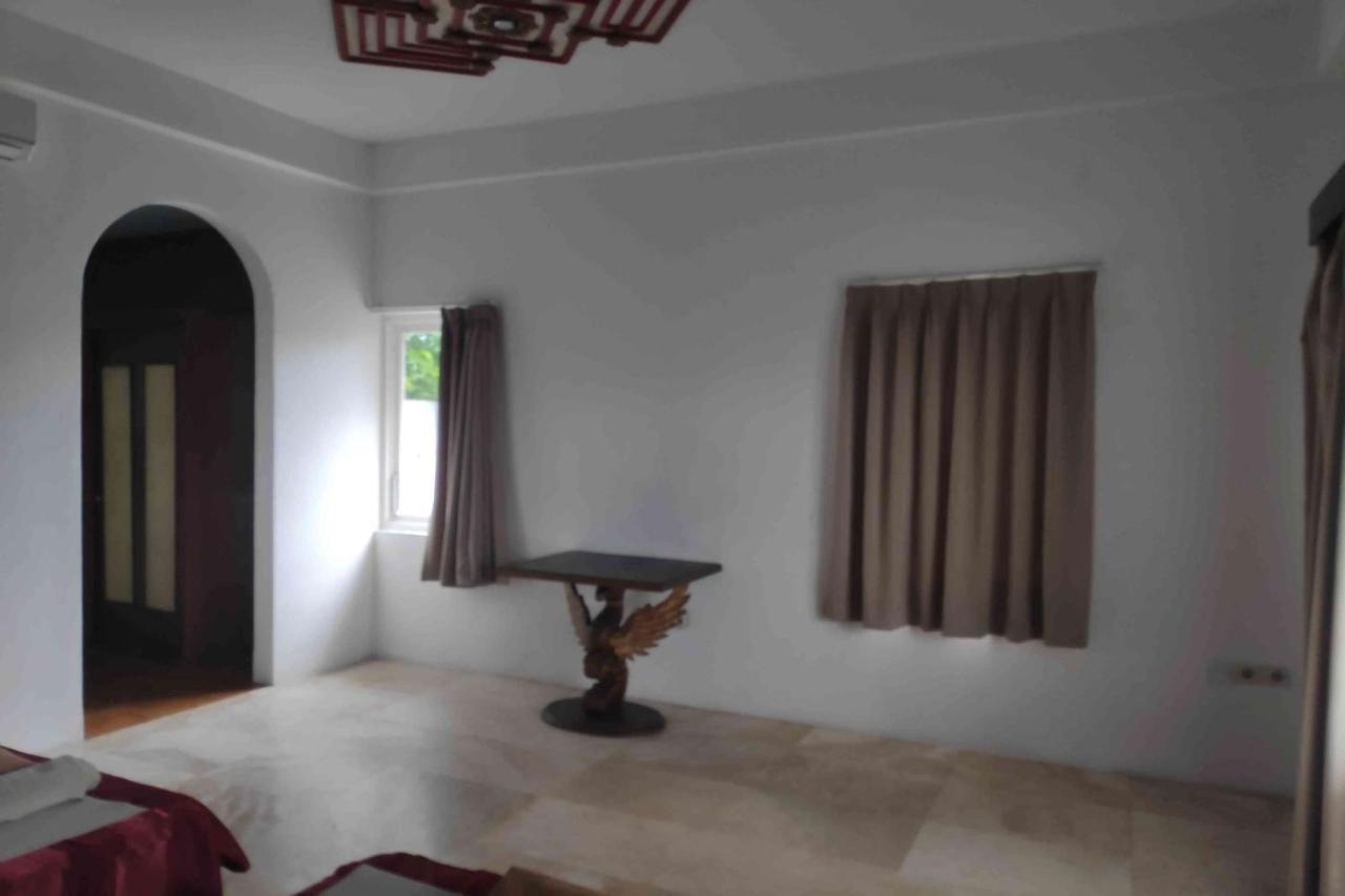Pecatu Guesthouse 乌鲁瓦图 外观 照片