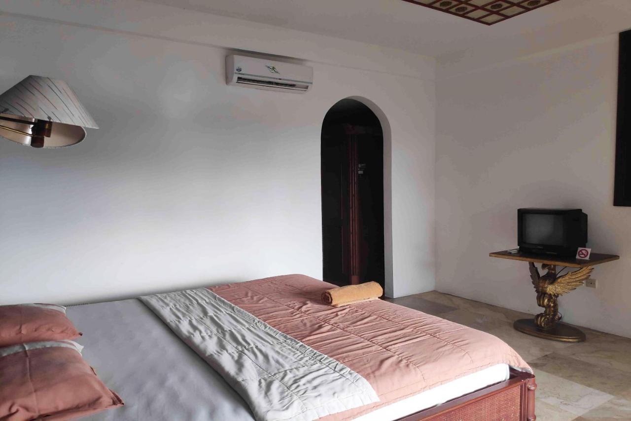 Pecatu Guesthouse 乌鲁瓦图 外观 照片