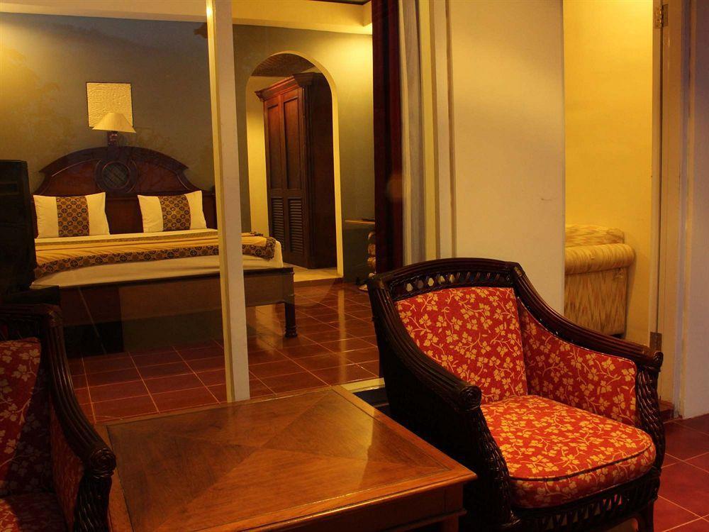 Pecatu Guesthouse 乌鲁瓦图 外观 照片